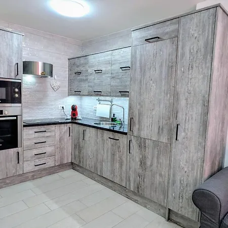 Апартаменты Modern Near Beach&pool Coastal Sunset Tenerife Адехе