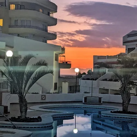 Апартаменты Modern Near Beach&pool Coastal Sunset Tenerife *